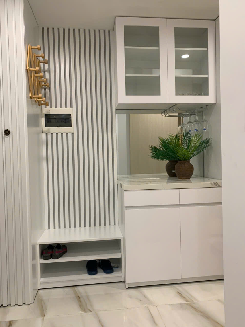 Gold Coast apartment for rent | Studio High | High floor